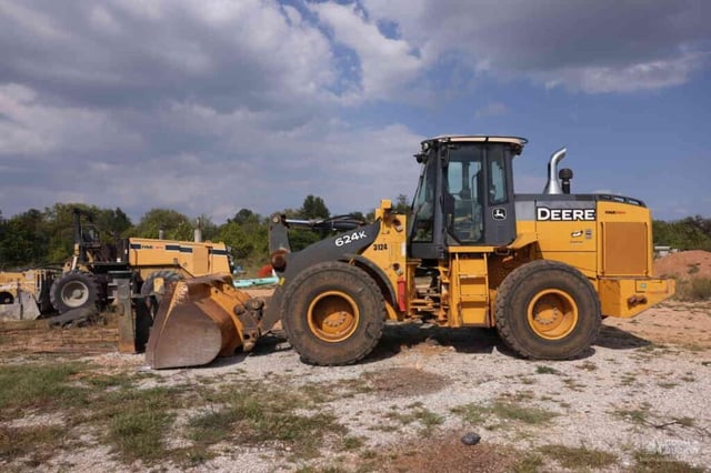 2014-John-Deere-624K-Wheel-Loader-1-1024x683